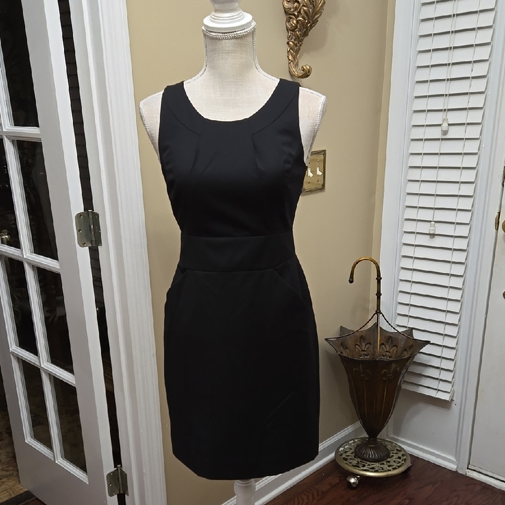 J. Crew Black wool Sleeveless Dress fitted waist 2 pockets Fully lined 2P EUC…